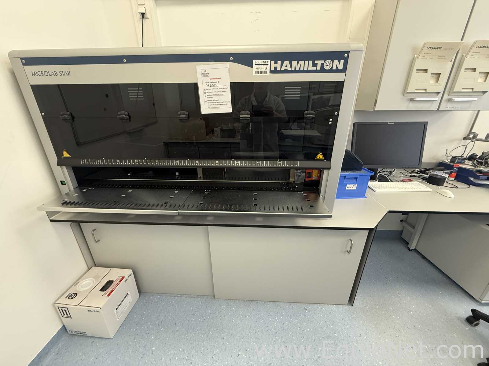 Manejadora de Líquidos Hamilton Company Microlab Star