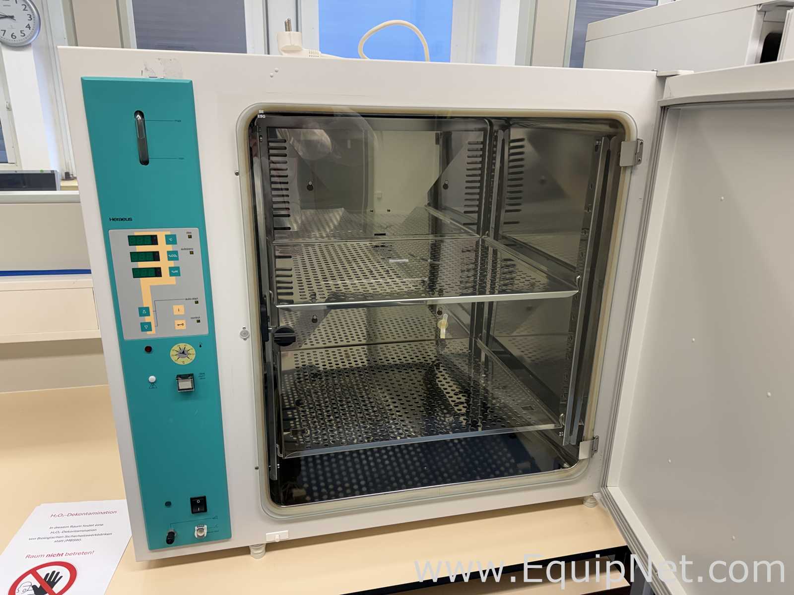 Incubadora Thermo Electron Corporation BBD 6220