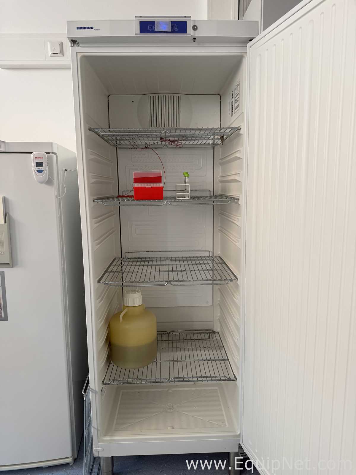 Liebherr GKv 6410 Index 20G/001 663L Upright Laboratory Refrigerator