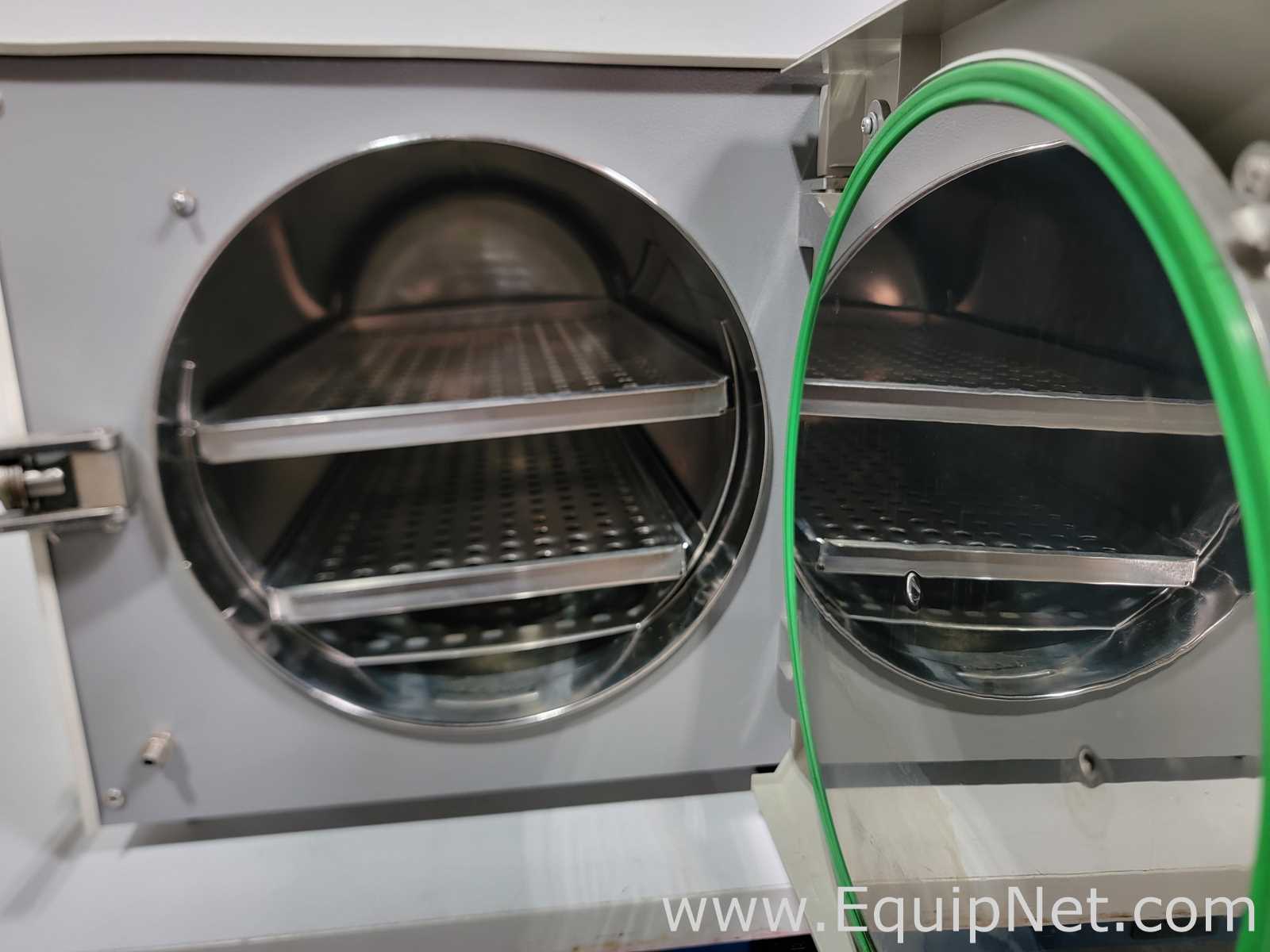 Tuttnauer  3870E Autoclave Steam Sterilizer