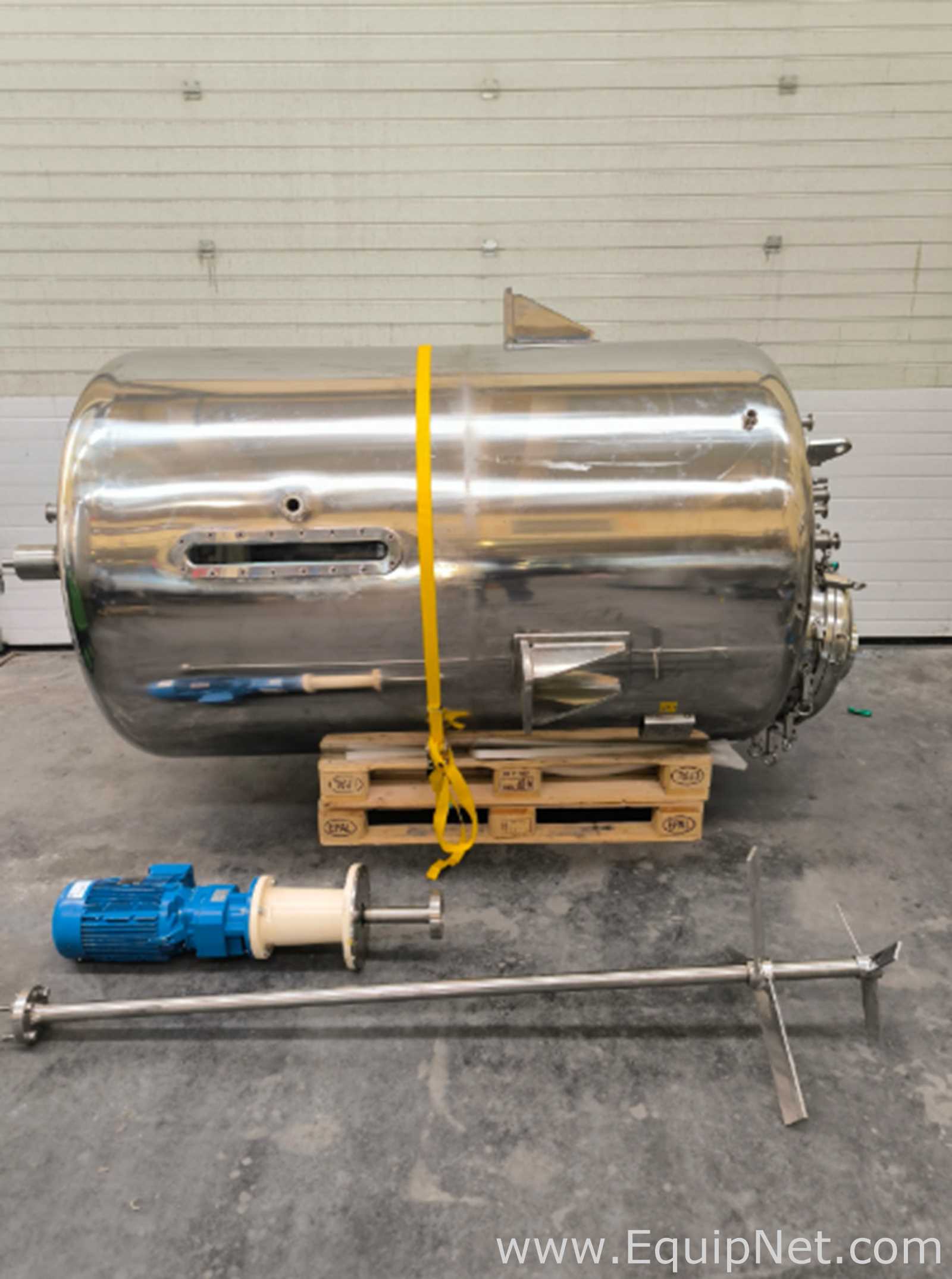 Tank Inoxcal Stainless Steel 2500 Litres With Agitation