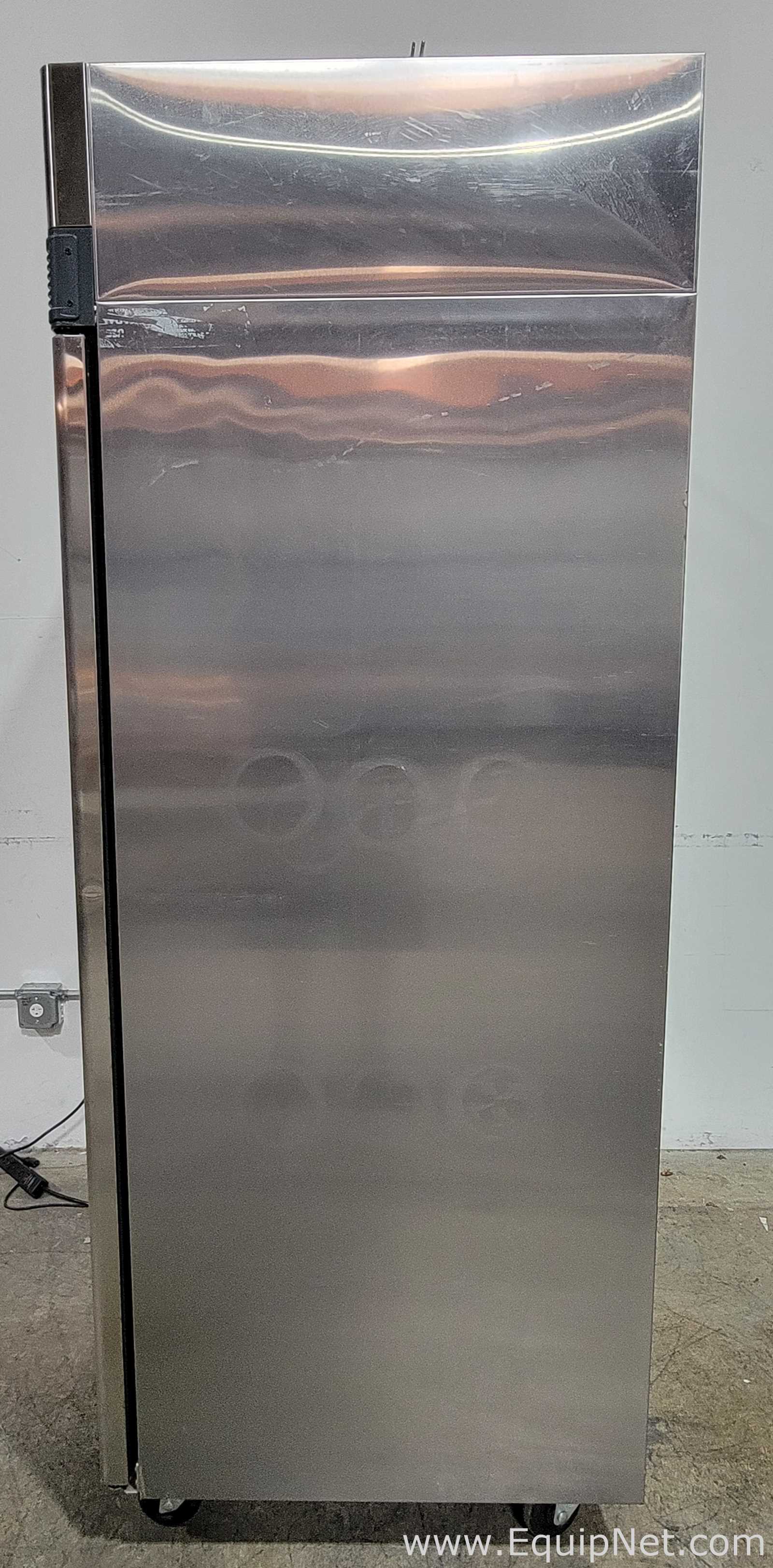 Migali Industries Inc. C-2R-HC Refrigerator