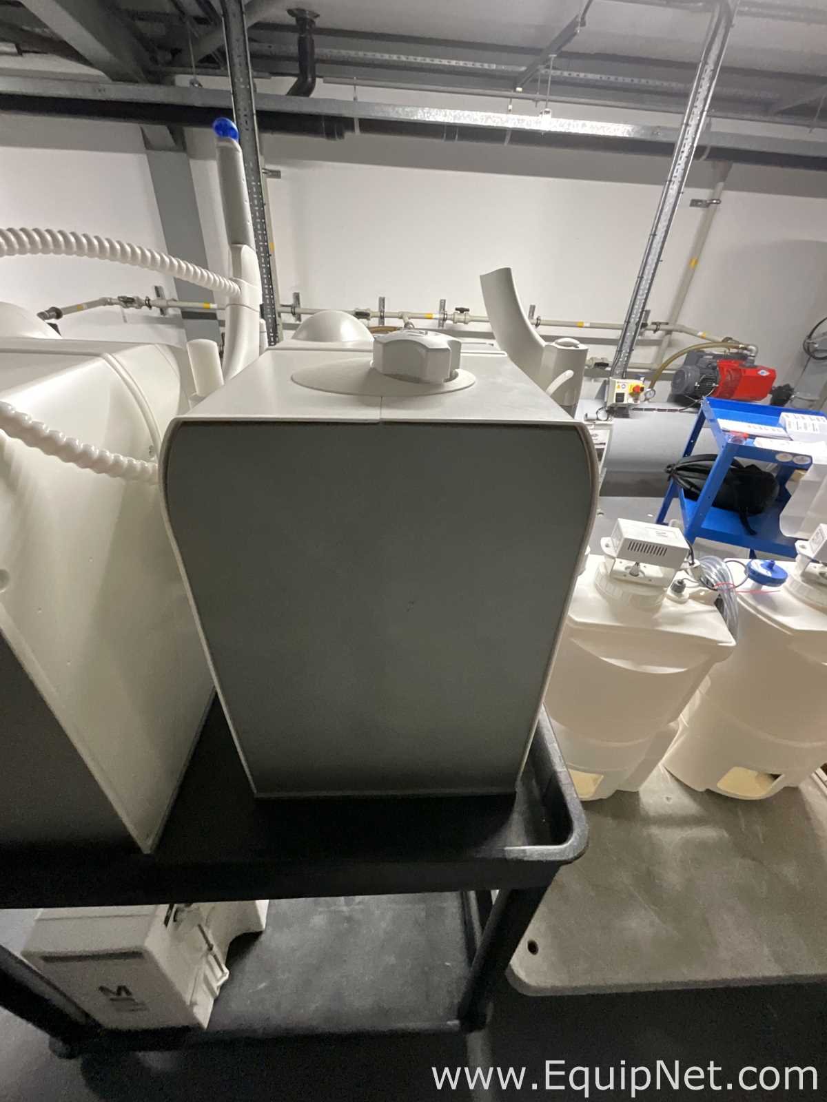 Sistema de Purificación y Destilación de Agua Millipore Milli-Q Direct 8.  30 Litros