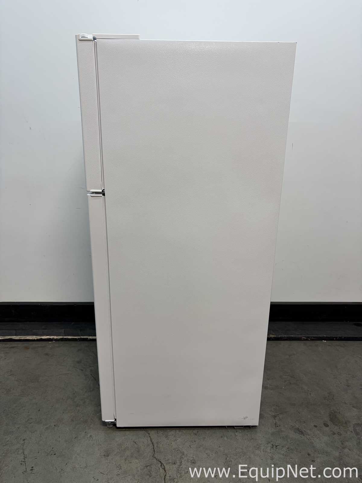 Thermo Scientific GTTSV18CPSA General-Purpose Laboratory Refrigerator/Freezer Combination Unit