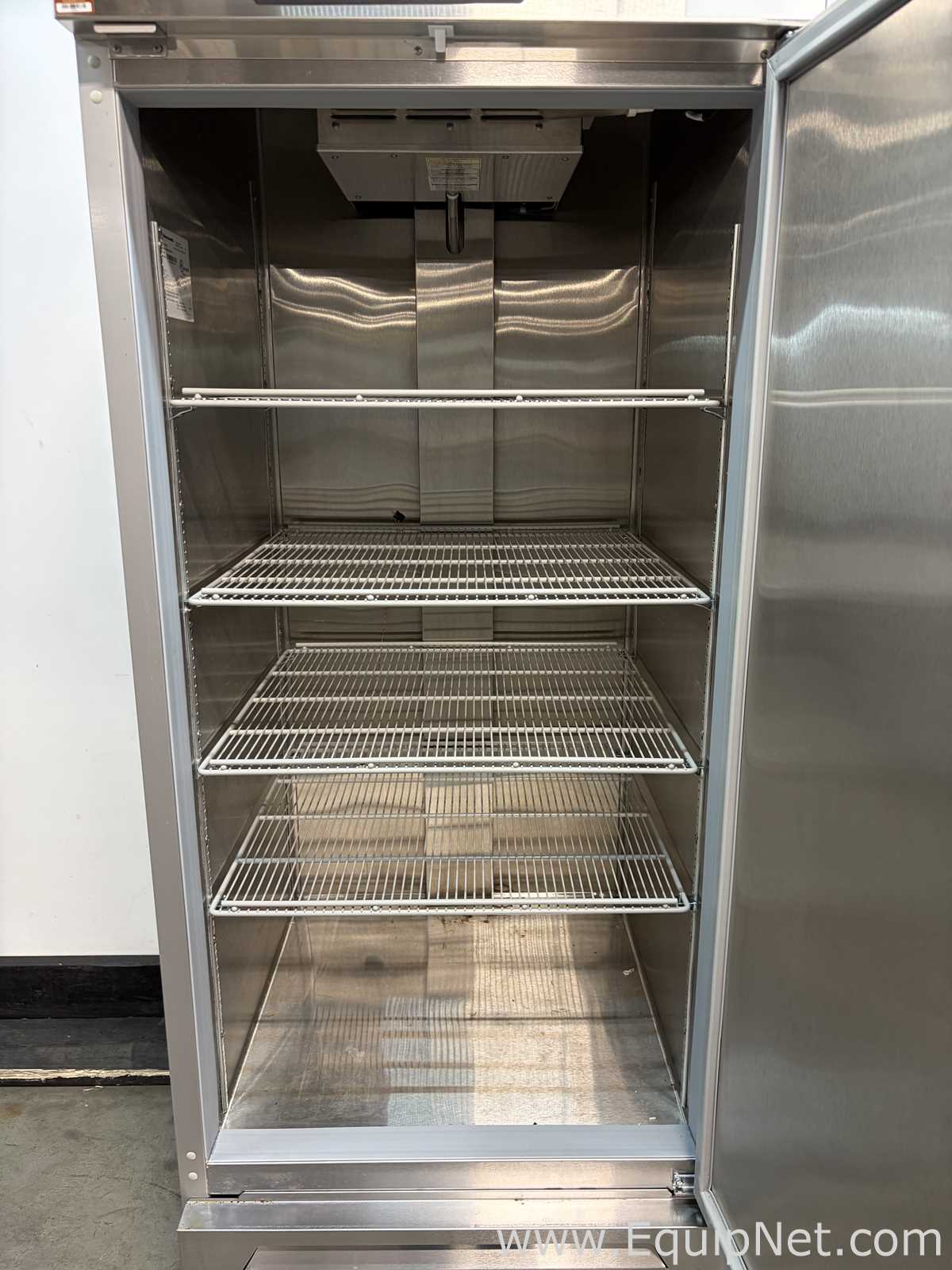 Fisher Scientific MR30SS-SAEE-FS Isotemp Refrigerator
