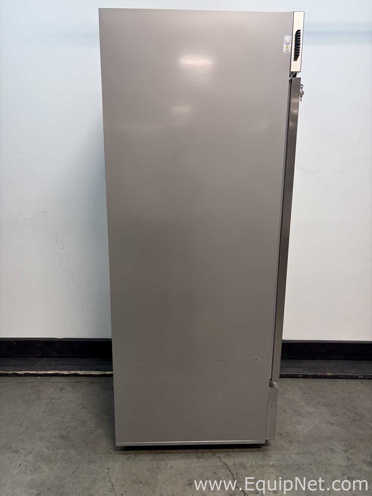 Fisher Scientific MR30SS-SAEE-FS Isotemp Refrigerator