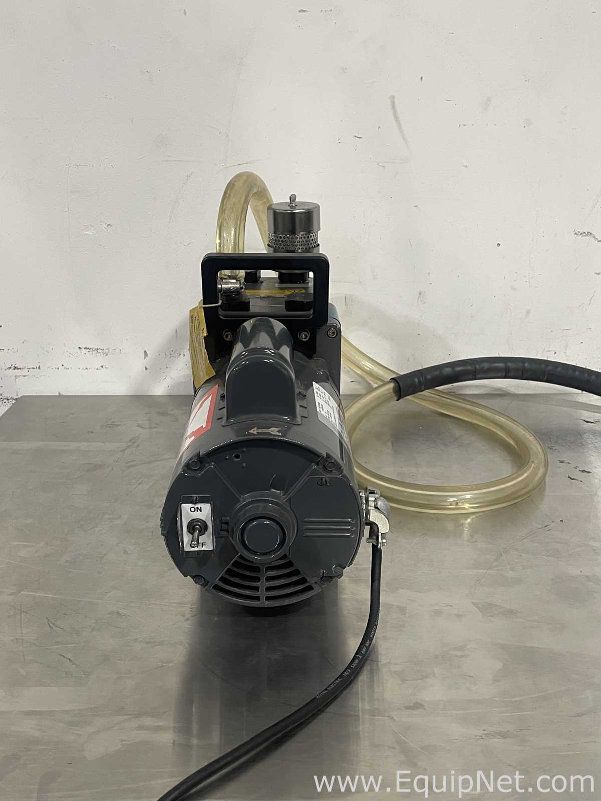 Savant VP 100 Vacuum Pump