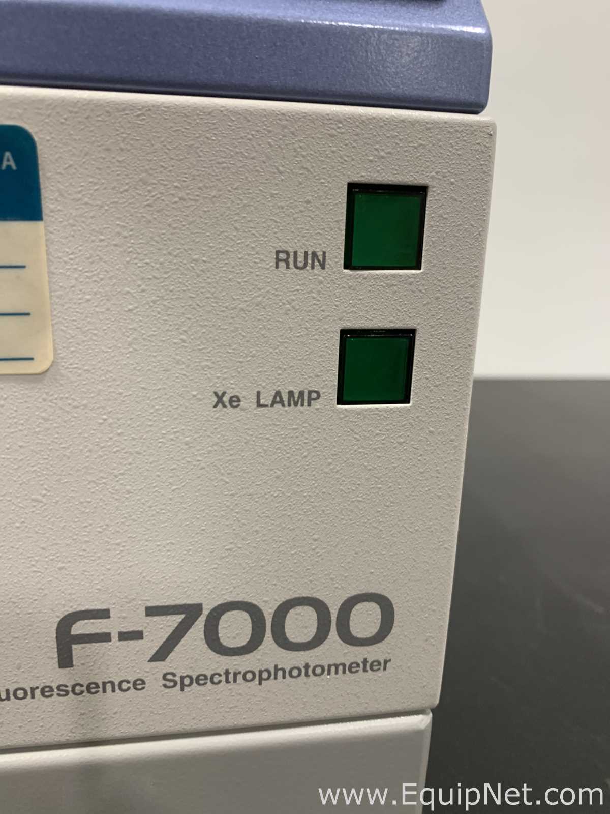 Hitachi F-7000 Spectrophotometer