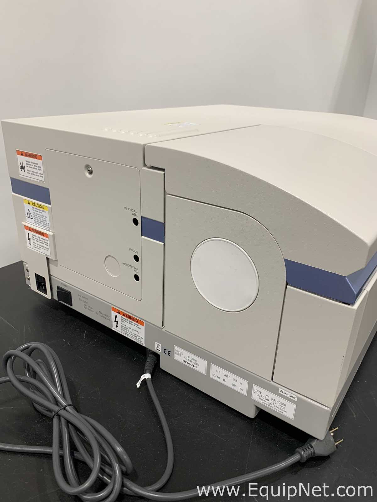 Hitachi F-7000 Spectrophotometer