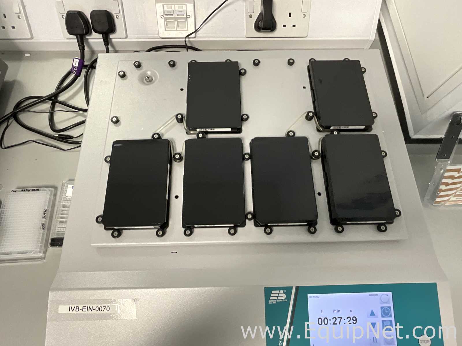 Edmund Buhler TiMix 5 Control Microplate Shaker