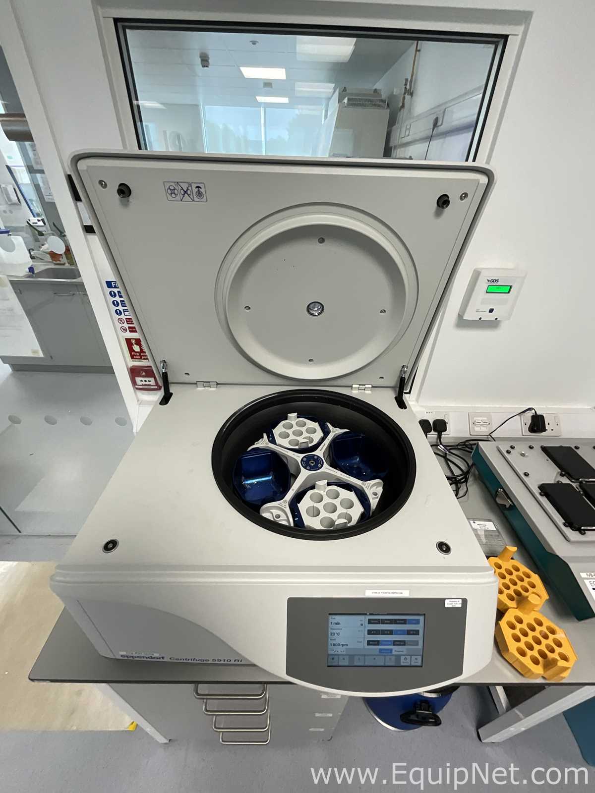Eppendorf 5910Ri Refrigerated Laboratory Centrifuge
