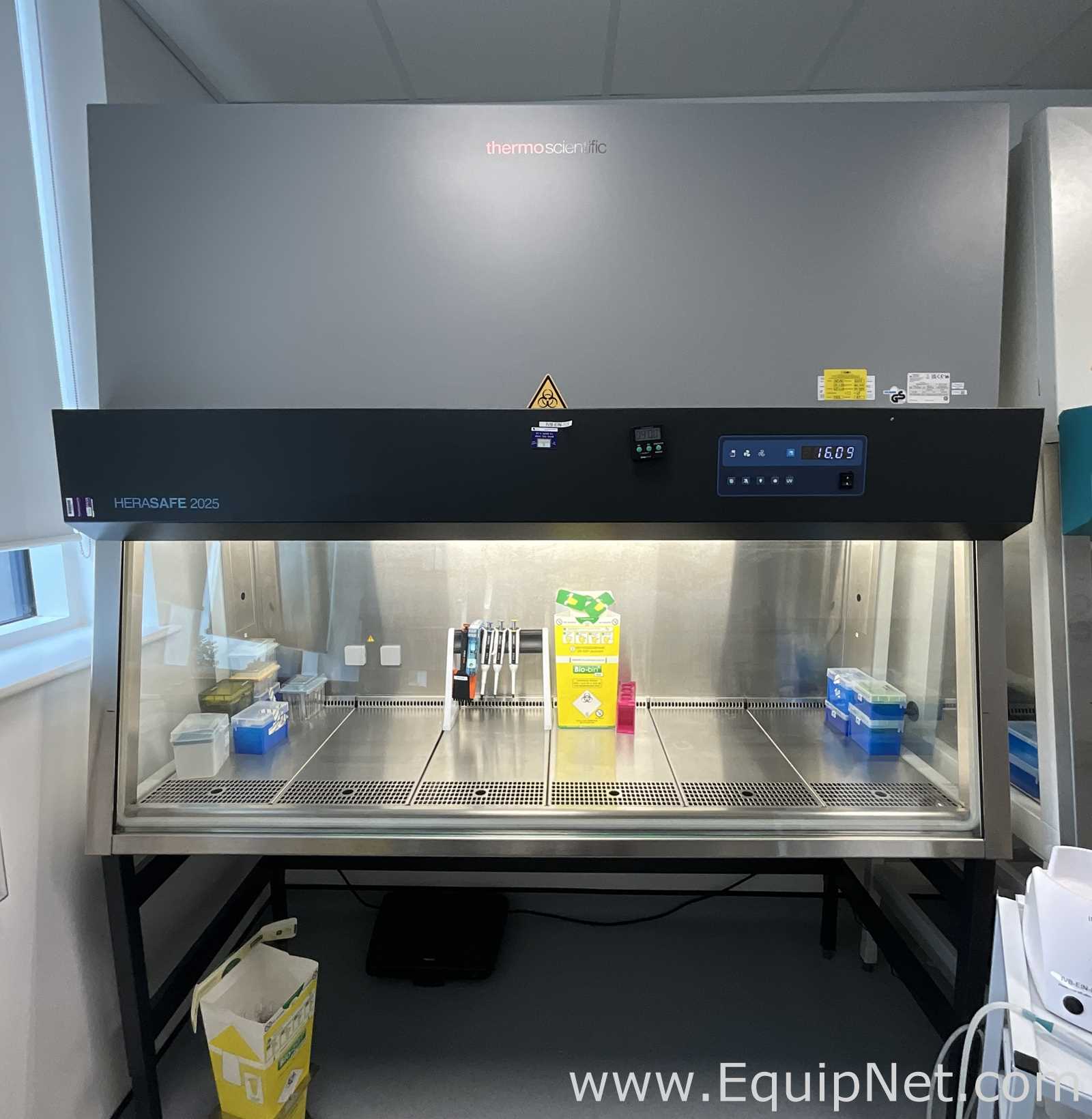 Thermo Scientific Herasafe 2025 1.8 Class II Biological Safety Cabinet