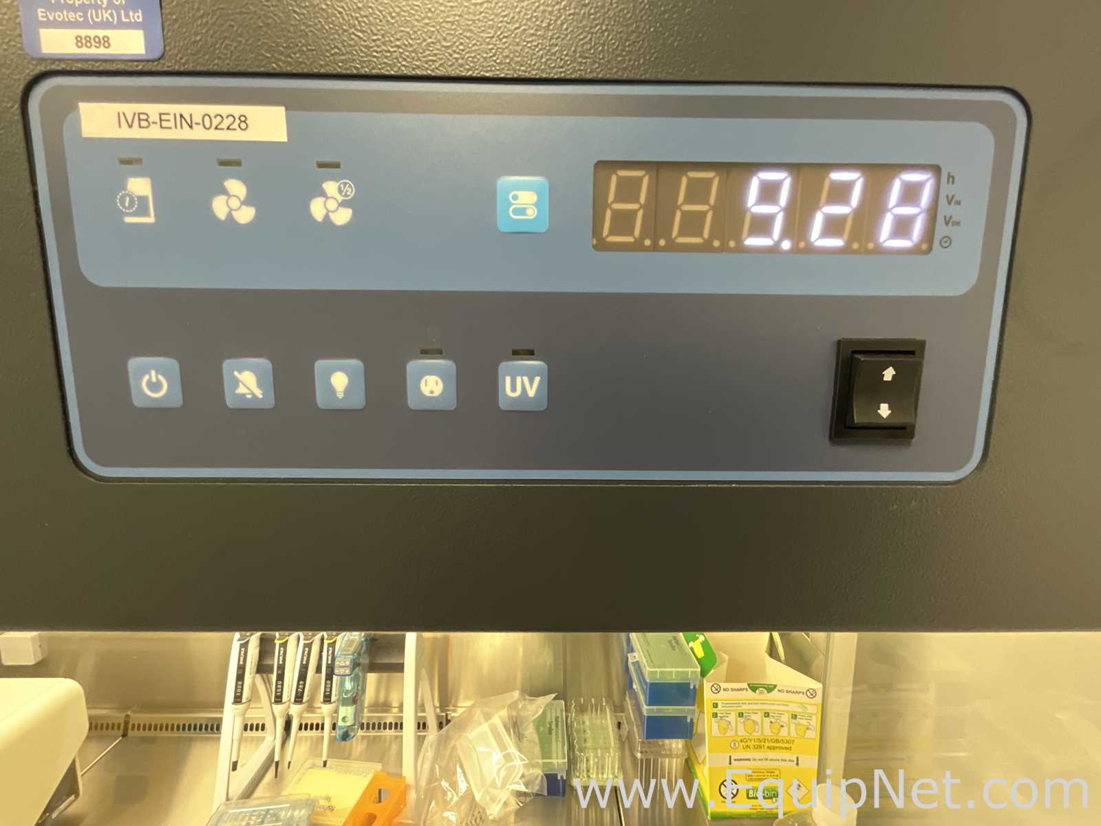 Cabine de Segurança Biológica Thermo Scientific Herasafe 2025 1.8