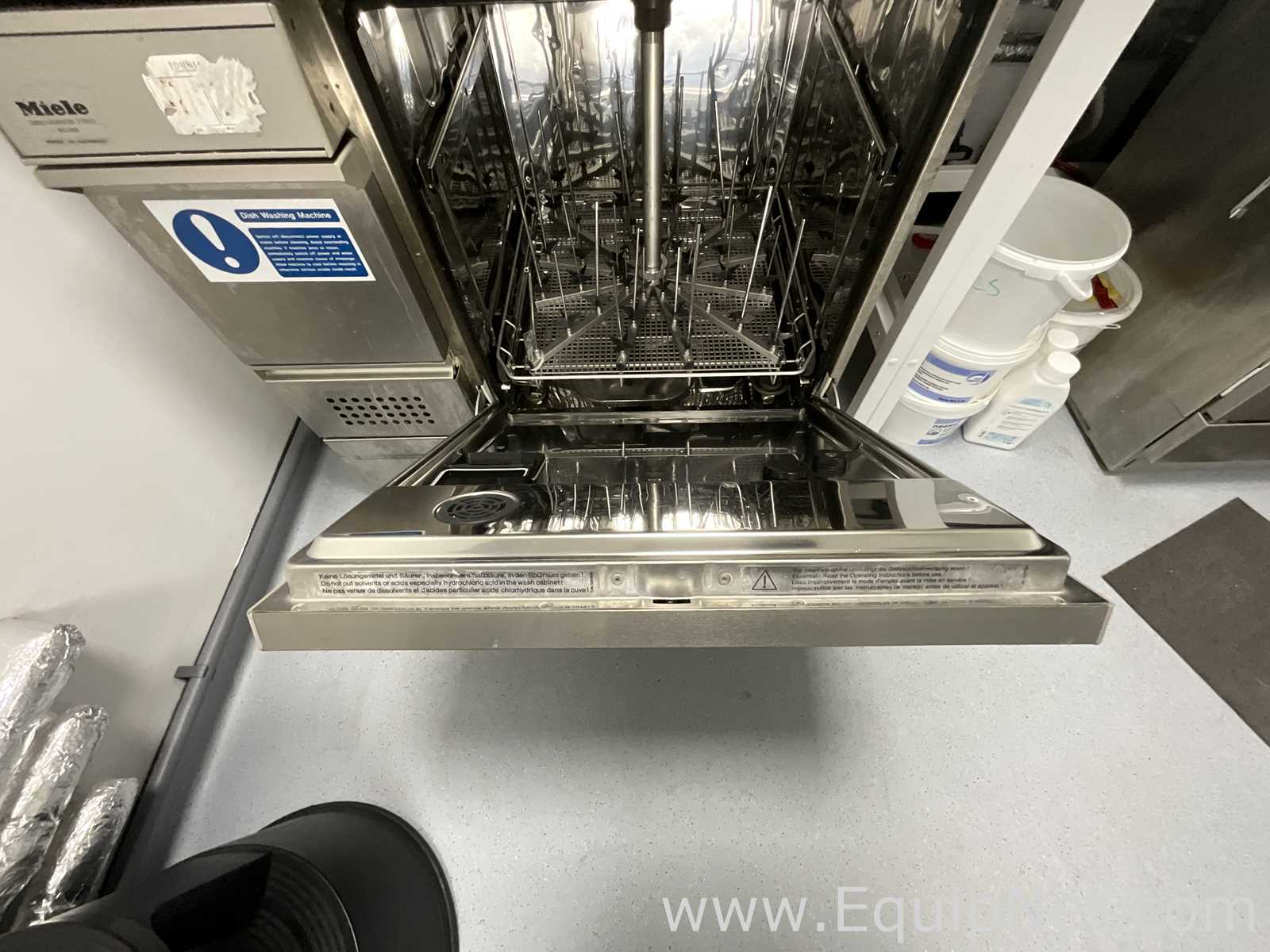 Lavadora para Laboratórios/Peça Miele G7783CD