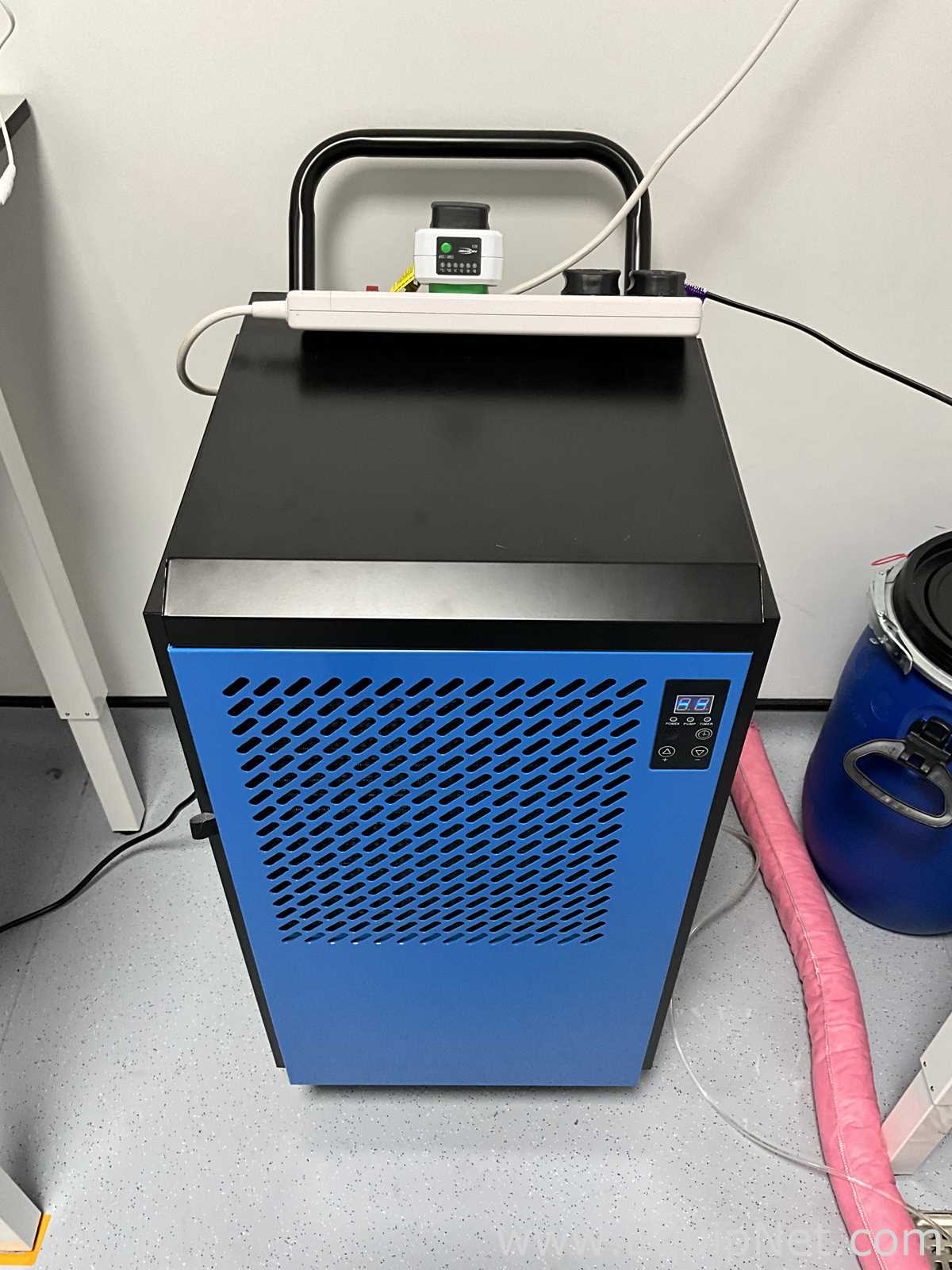 Broughtoneap MDe70/220-240V Portable Dehumidifier