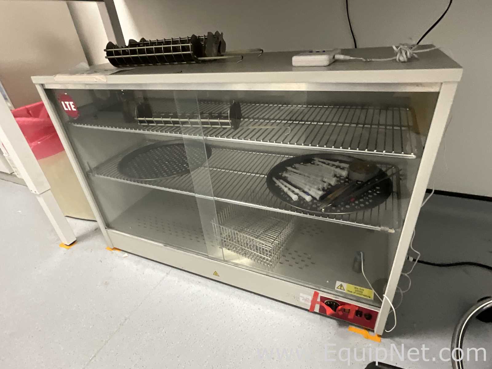 LTE Scientific Drying Cabinet 180L