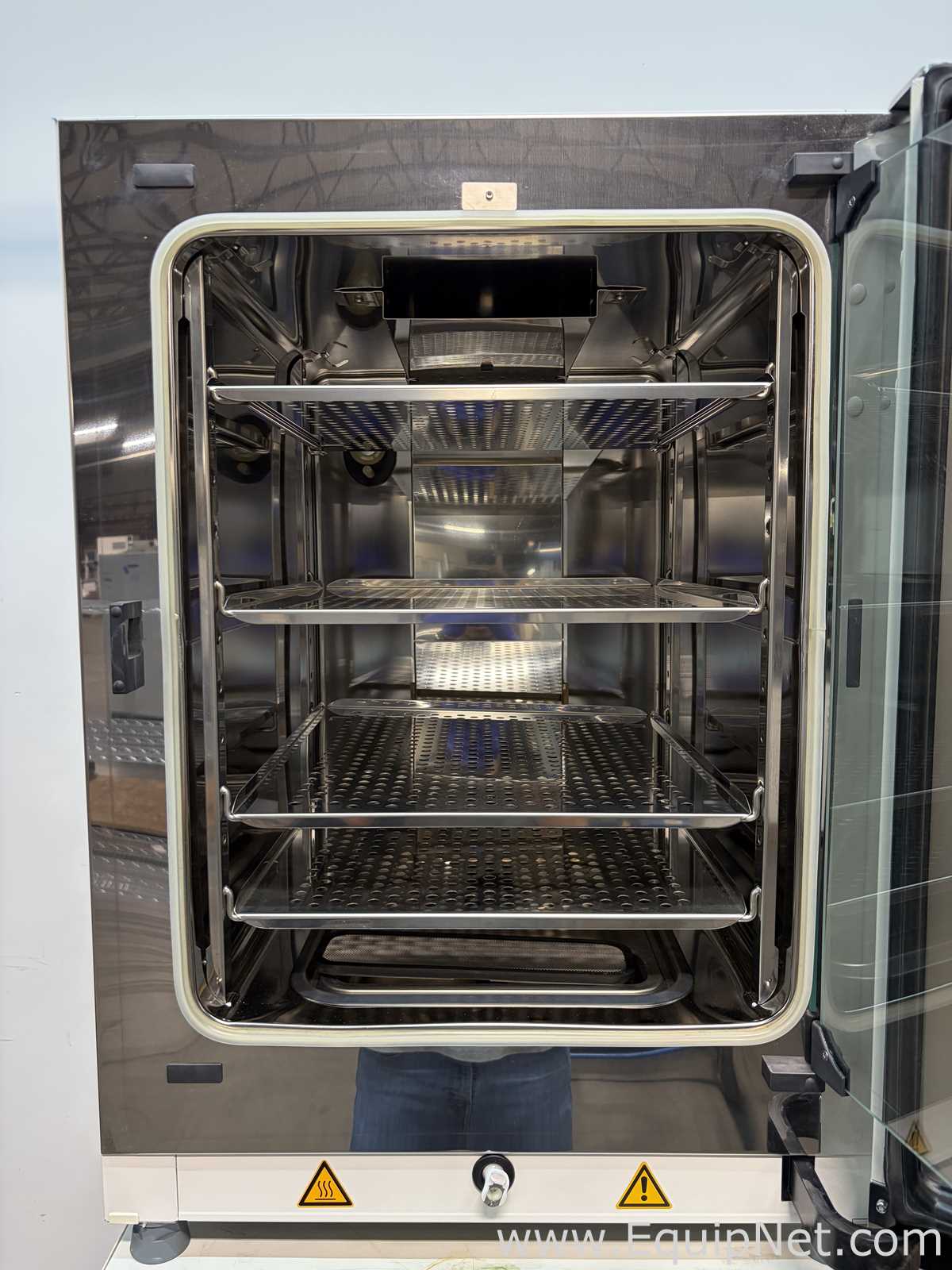 Thermo Scientific Heracell Vios 160i Double Stack Incubators