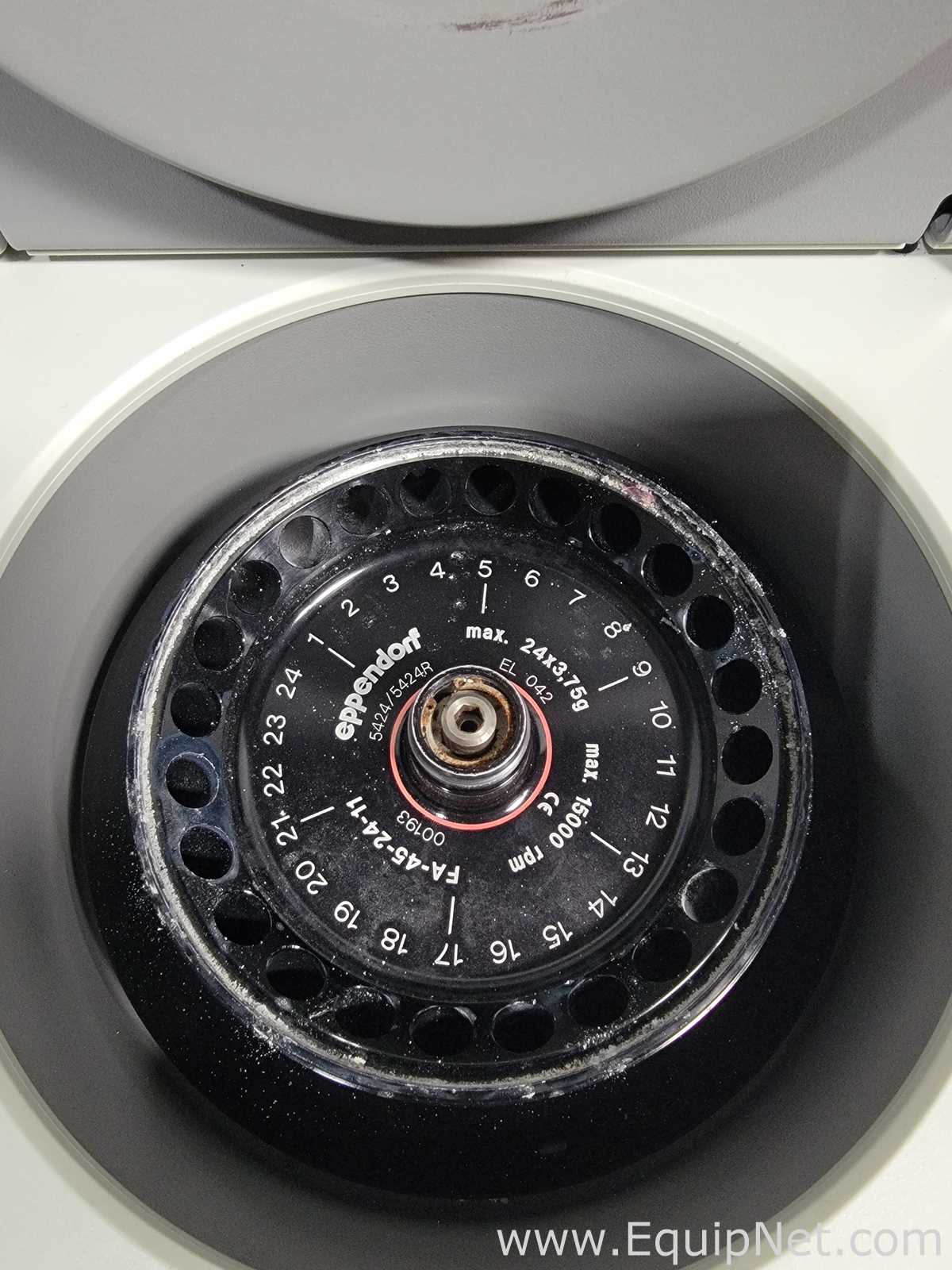 Centrífuga para laboratorio Eppendorf 5424