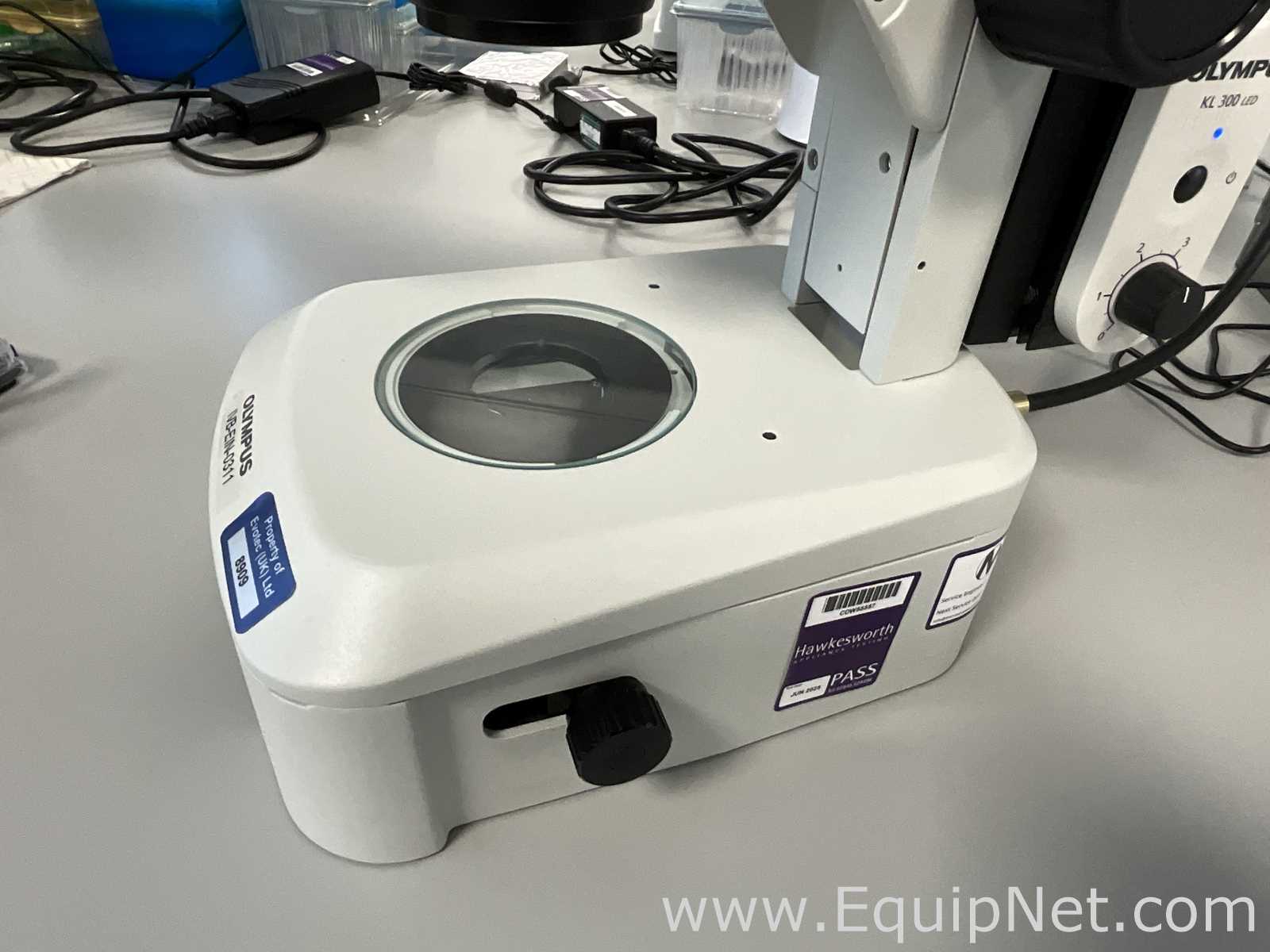 Microscópio Olympus SZ61