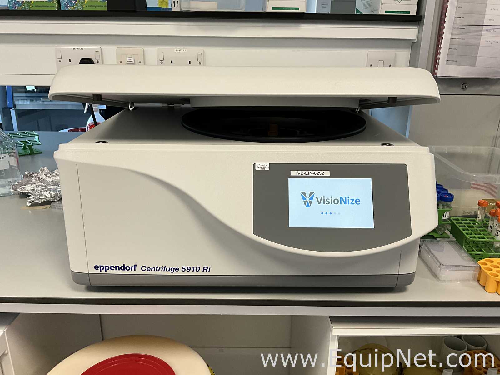 Eppendorf 5910Ri Refrigerated Laboratory Centrifuge - Needs Repair to Lid