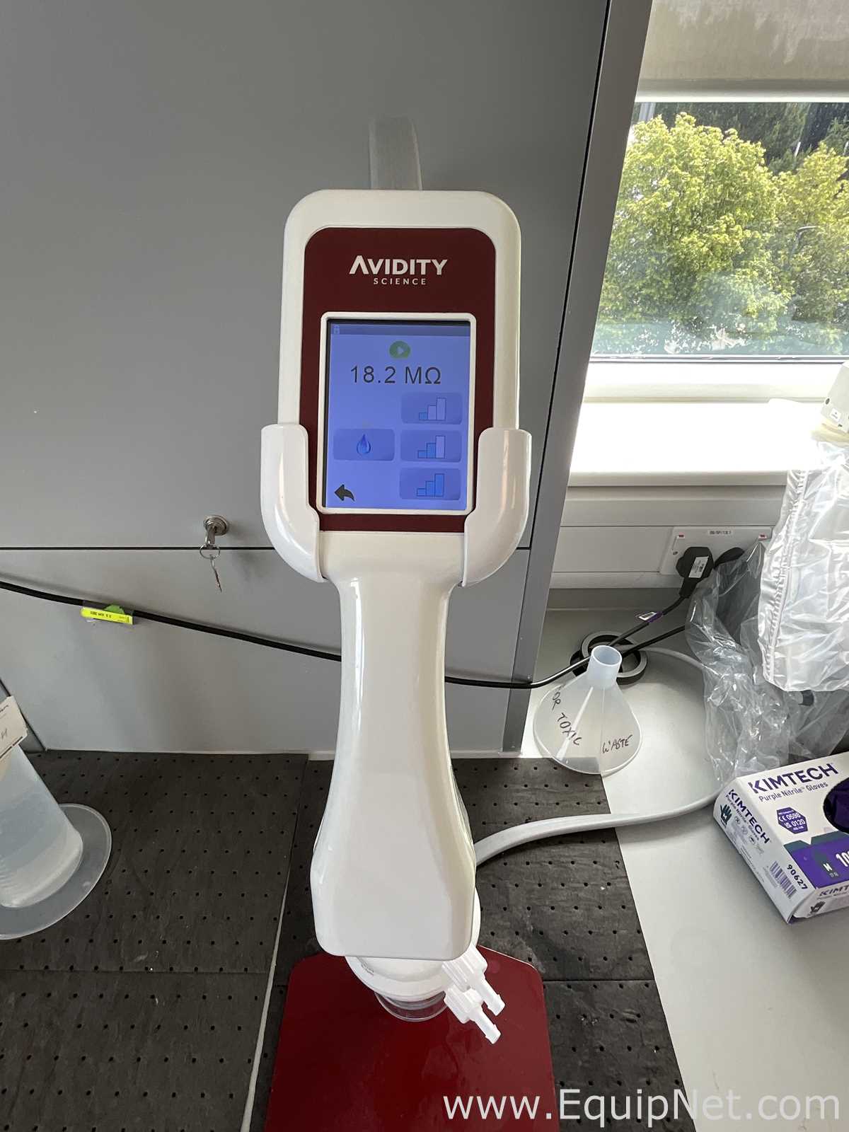 Sistema de Purificación y Destilación de Agua Avidity Science Duo-R