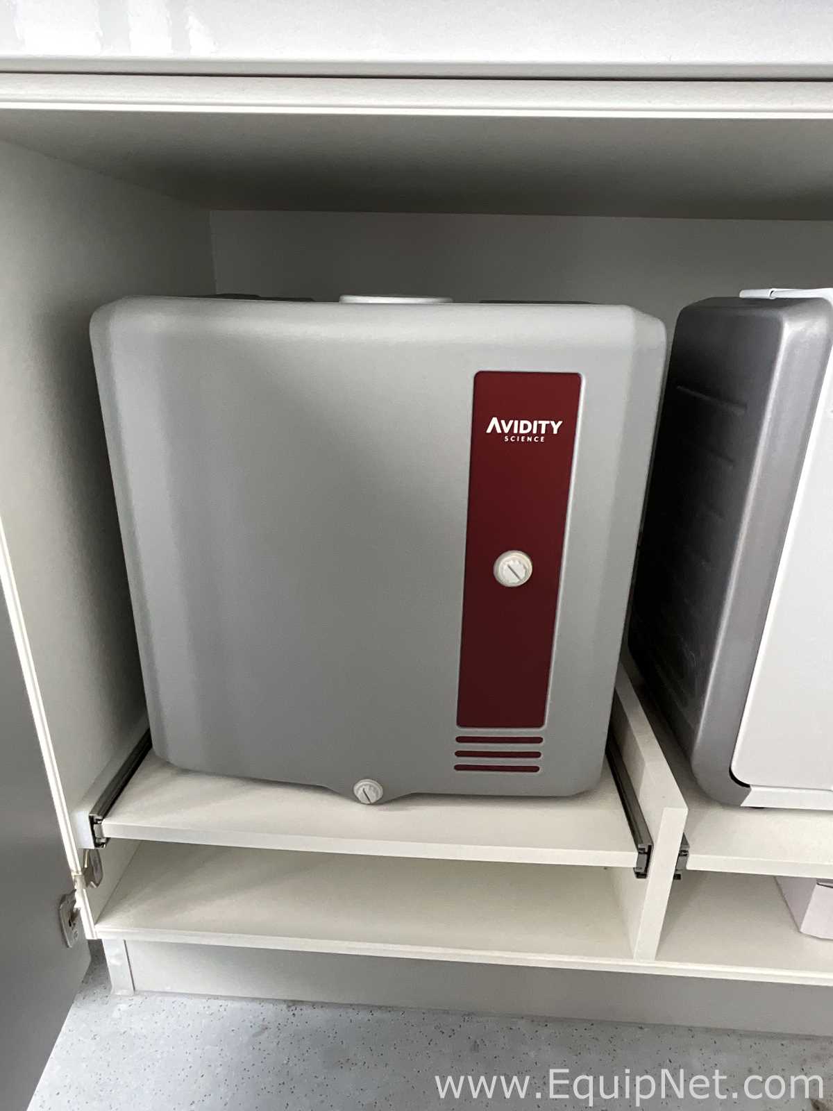 Avidity Science Duo-R Laboratory Purified Water Generation Storage and Dispensing System