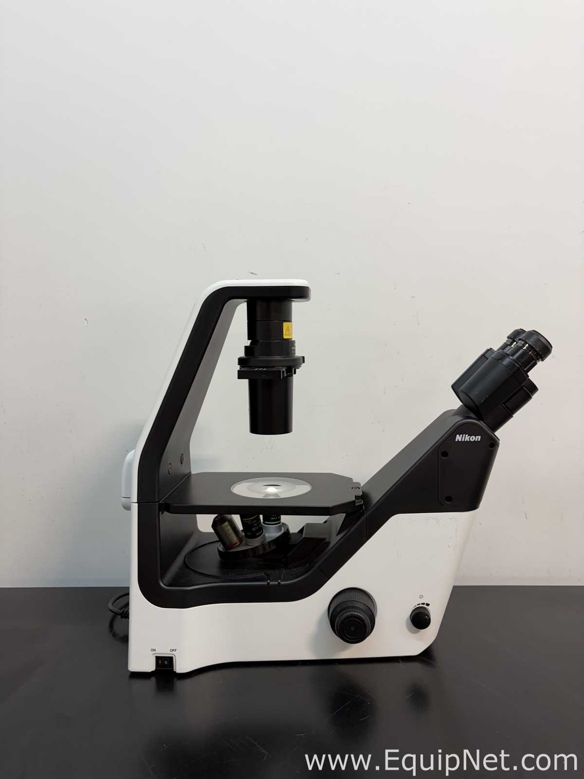Microscopio Nikon Eclipse TS2