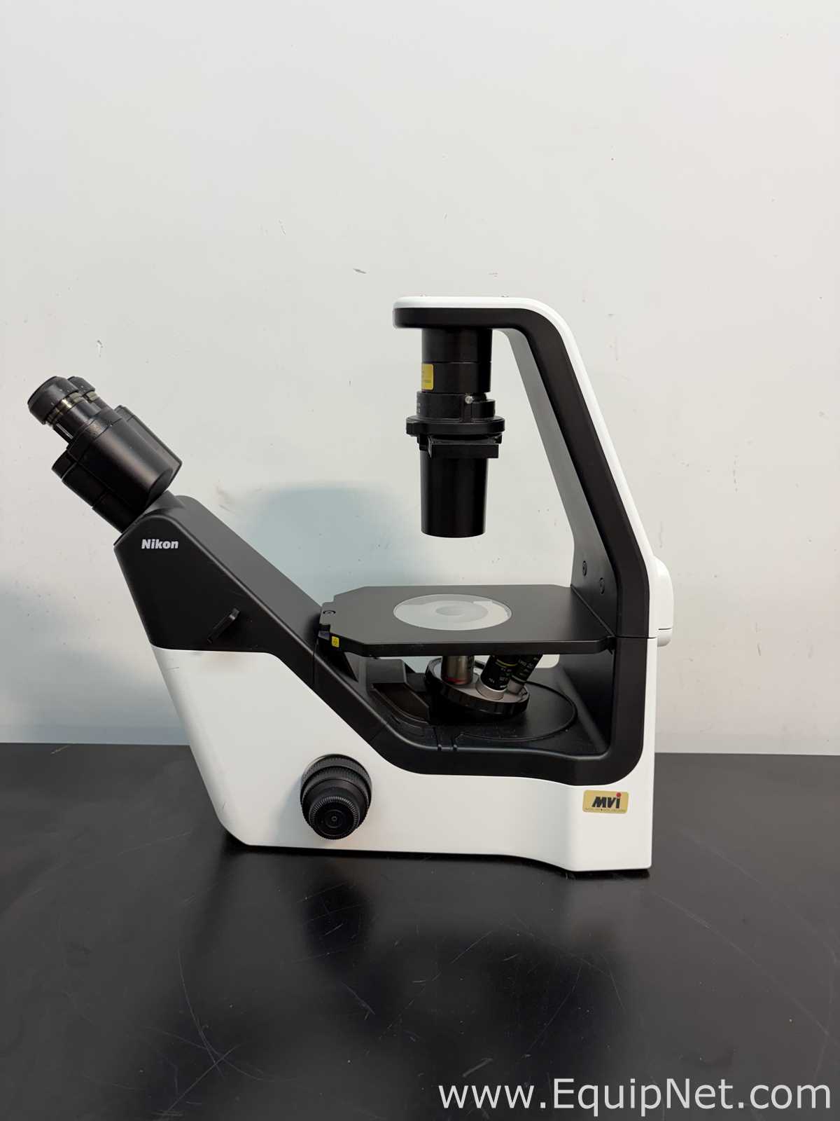 Microscopio Nikon Eclipse TS2