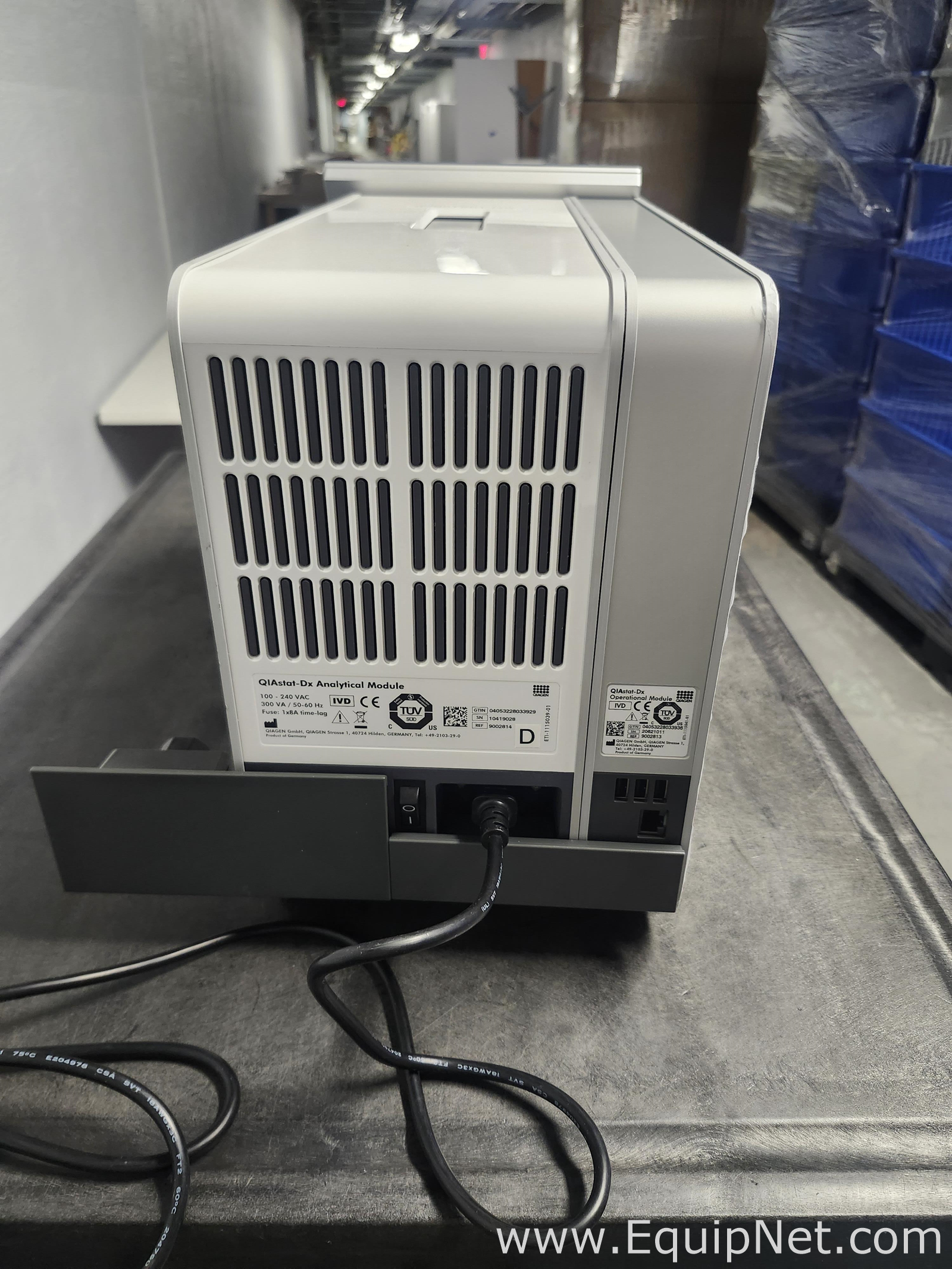 Qiagen QIAstat-Dx Analyzer 2.0 Molecular Analyzer