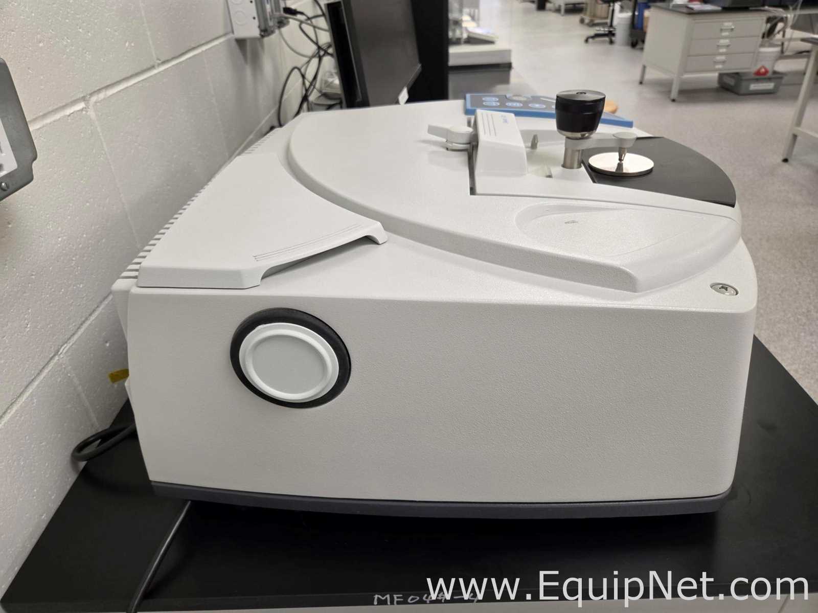 Thermo Scientific Nicolet iS20 Spectrometer