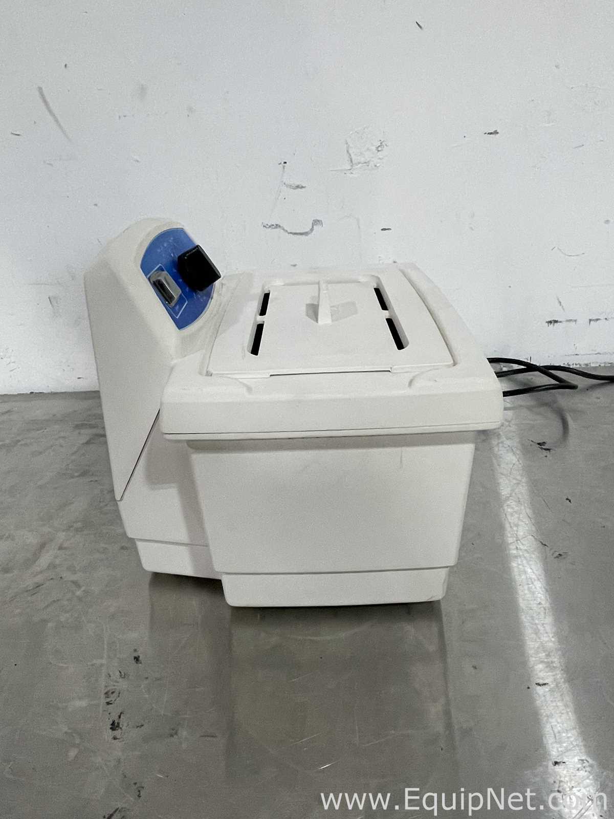 Banho Maria e Circulador Emerson M2800