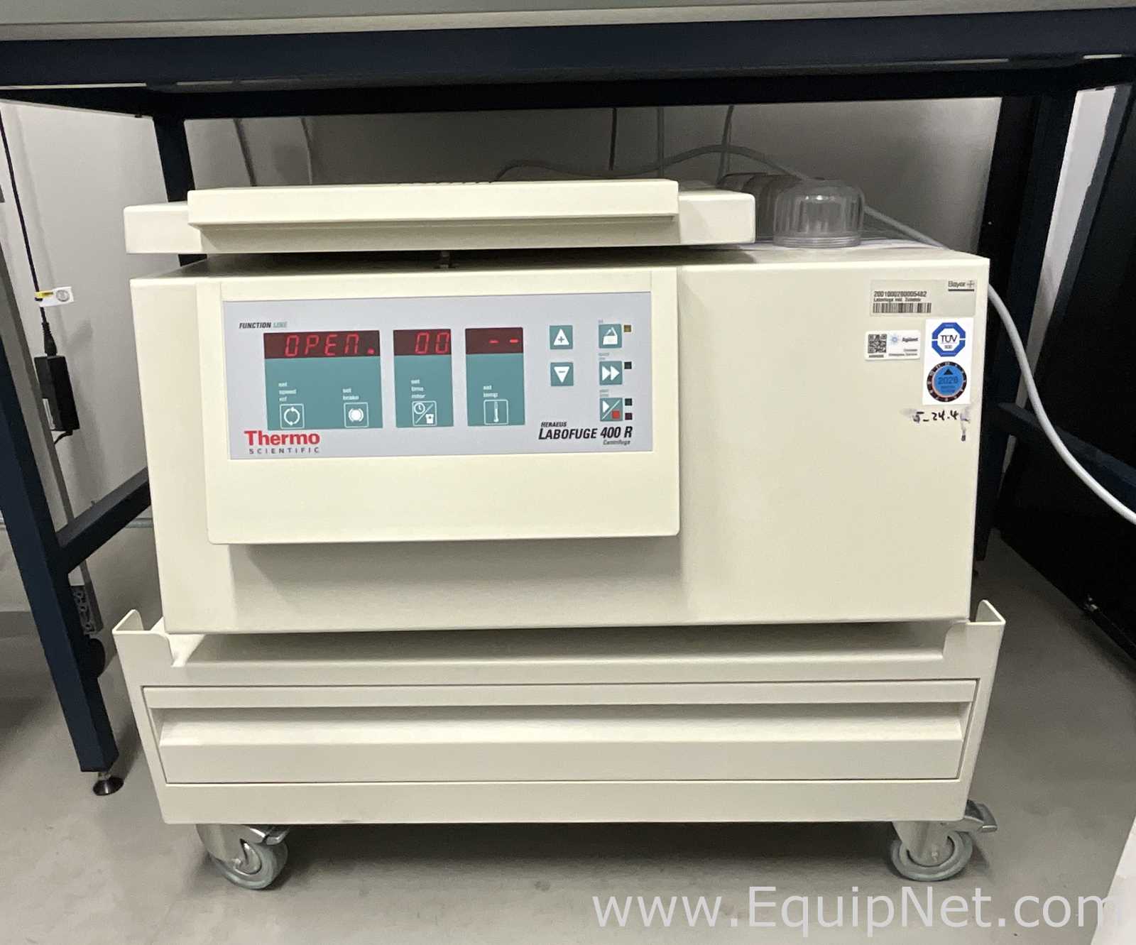 Thermo Scientific Heraeus Labofuge 400 R Laboratory Centrifuge