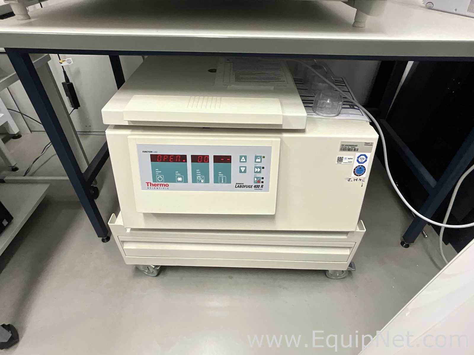 Thermo Scientific Heraeus Labofuge 400 R Laboratory Centrifuge