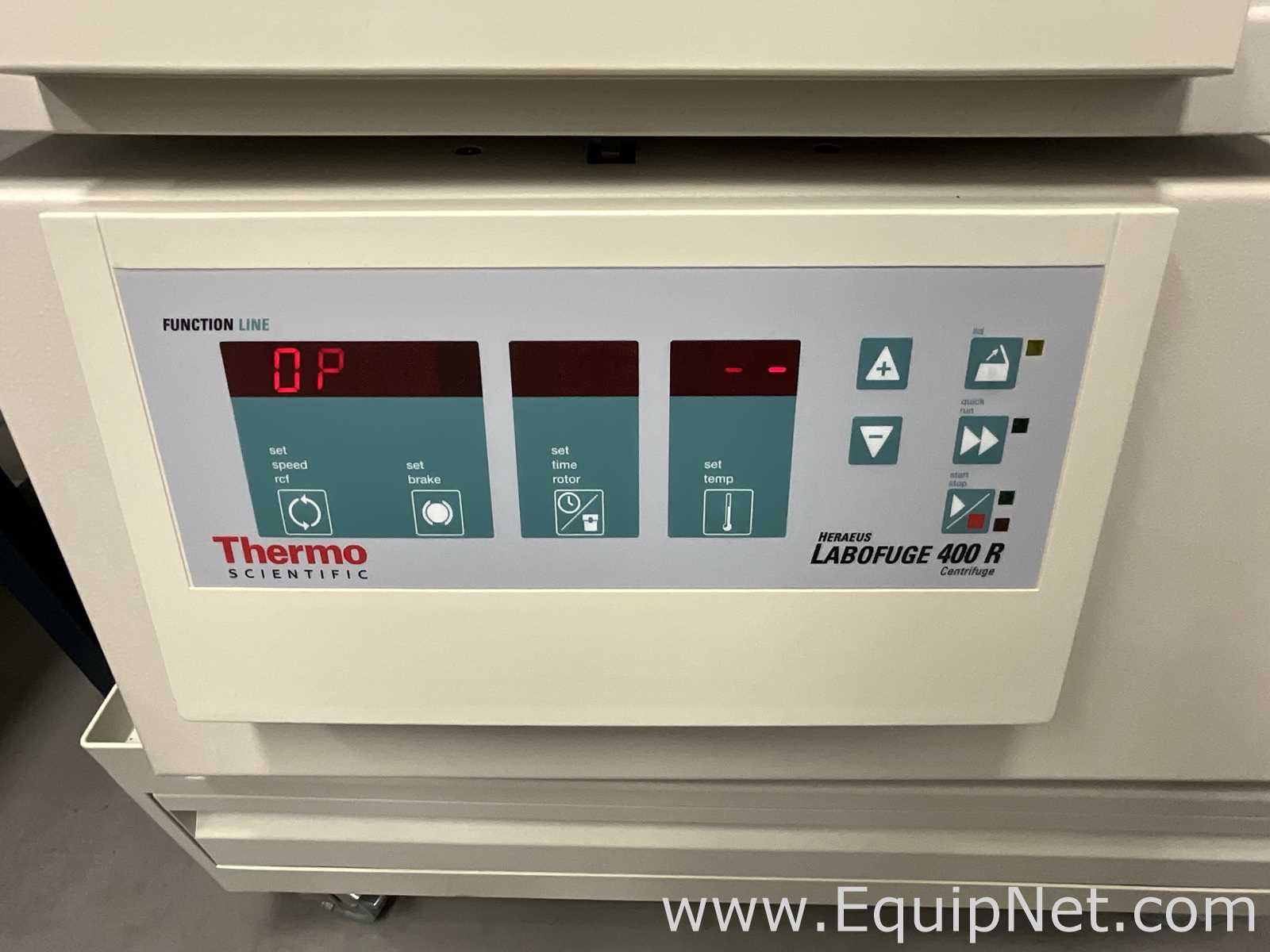 Thermo Scientific Heraeus Labofuge 400 R Laboratory Centrifuge