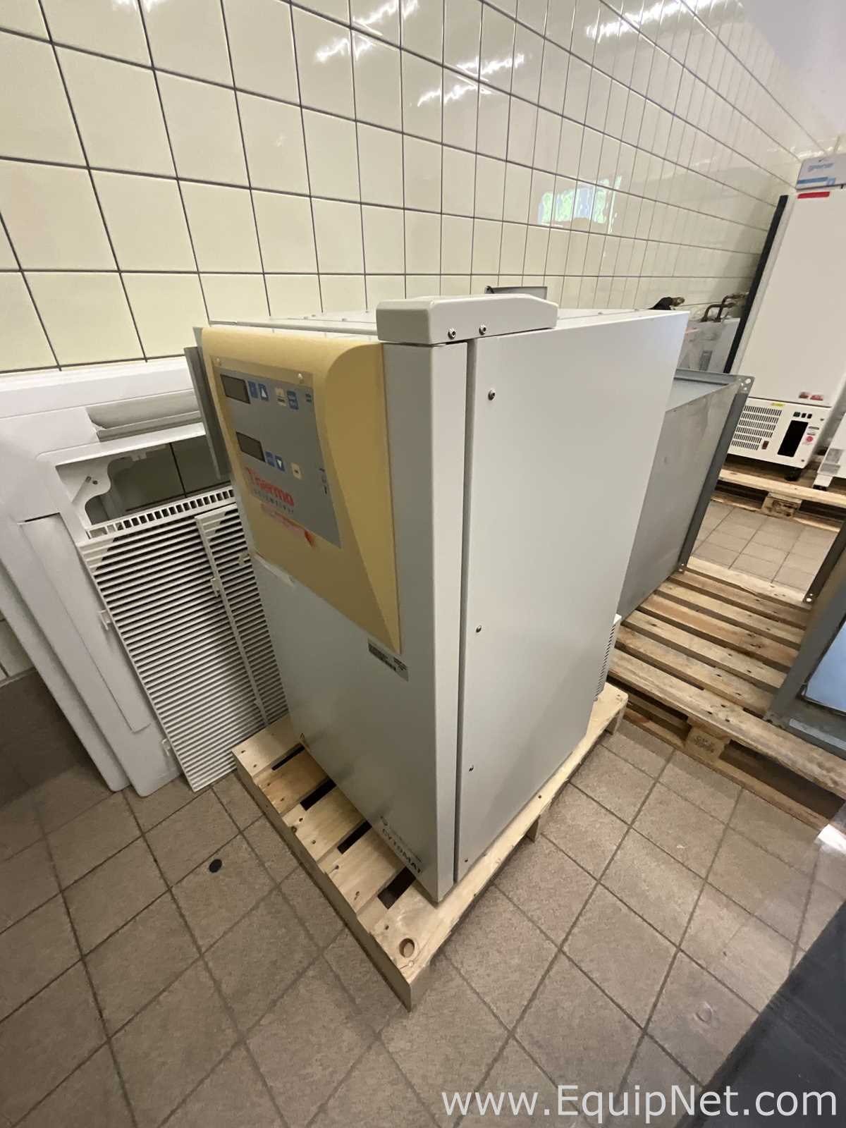 Thermo Scientific Cytomat 2 C425-Lin UB Automated CO2 Incubator
