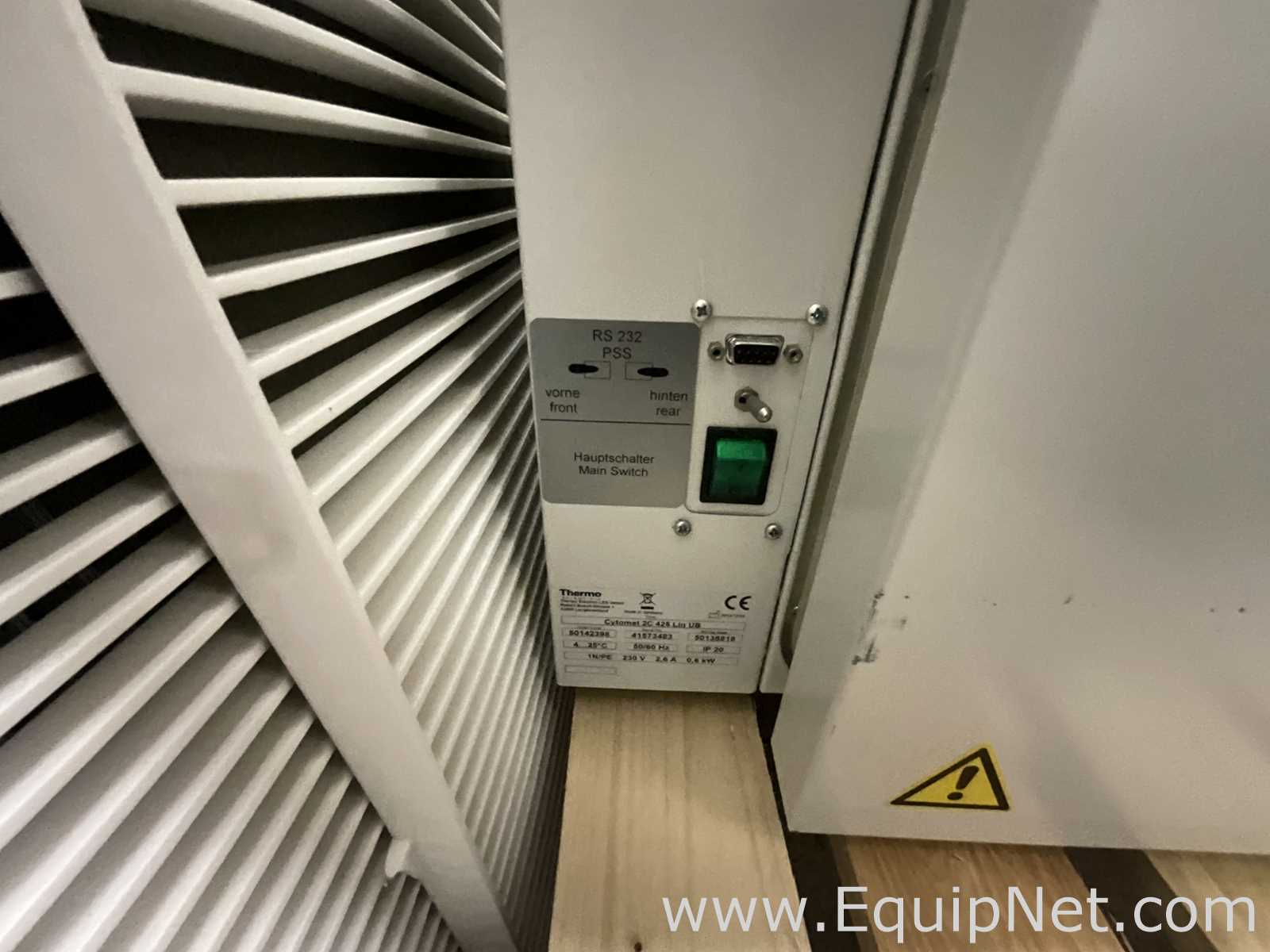 Thermo Scientific Cytomat 2 C425-Lin UB Automated CO2 Incubator