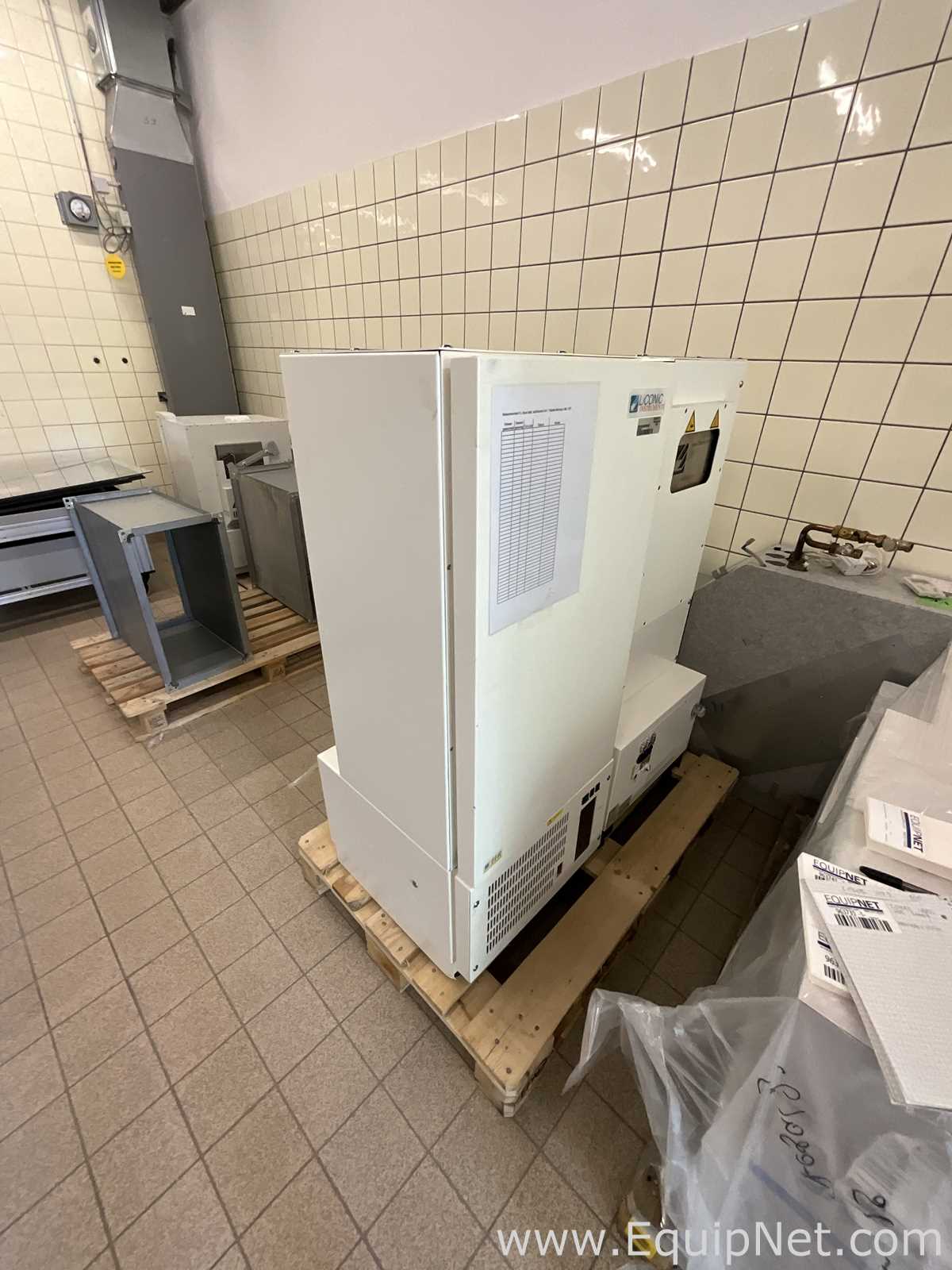 LiCONic Instruments STX40 HRSA Automated Microplate Incubator