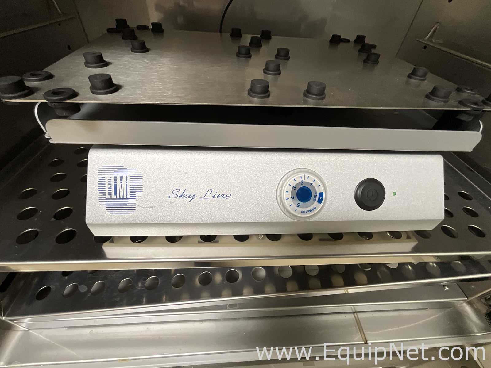 Kendro Laboratory Products B 6120 Labatory Incubator with ELMI Sky Line