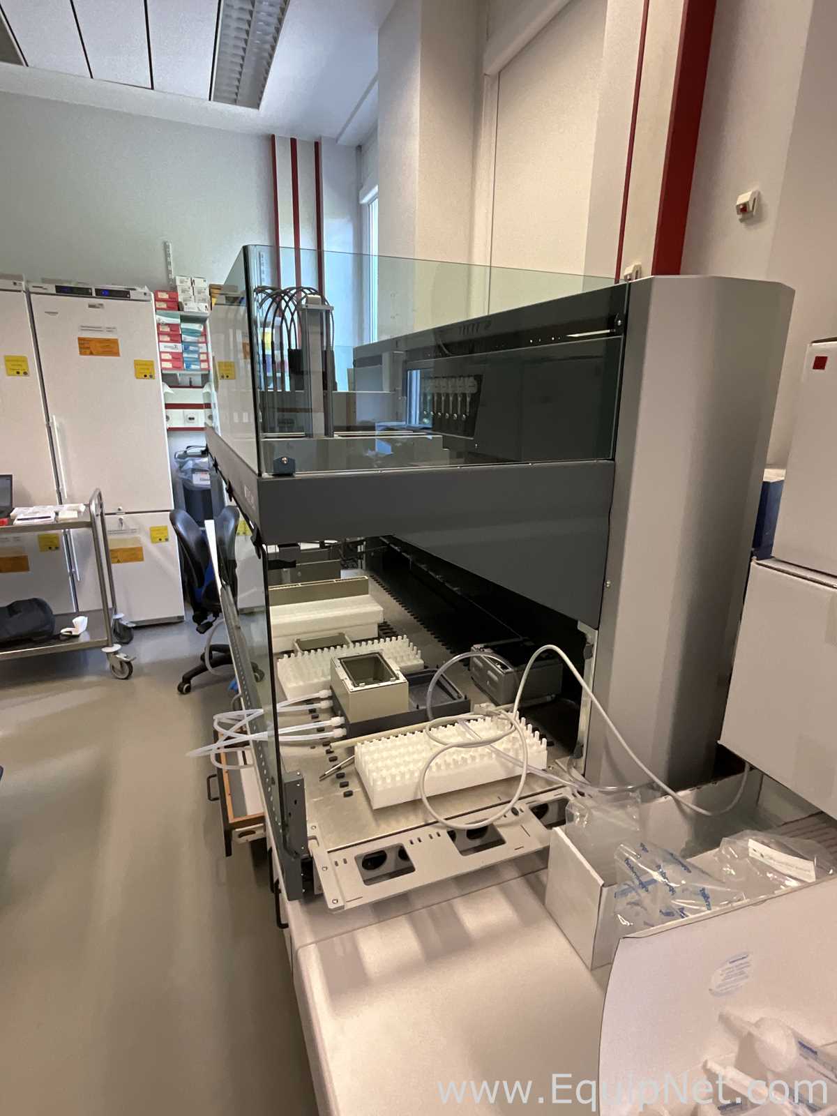 Tecan Freedom EVO Liquid Handling Workstation