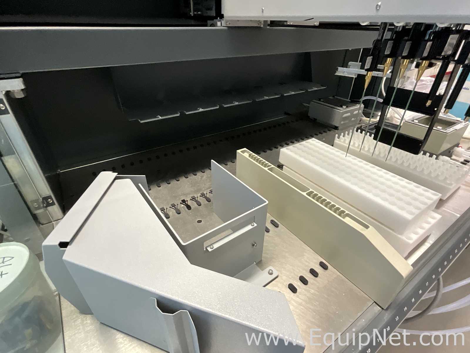 Tecan Freedom EVO Liquid Handling Workstation