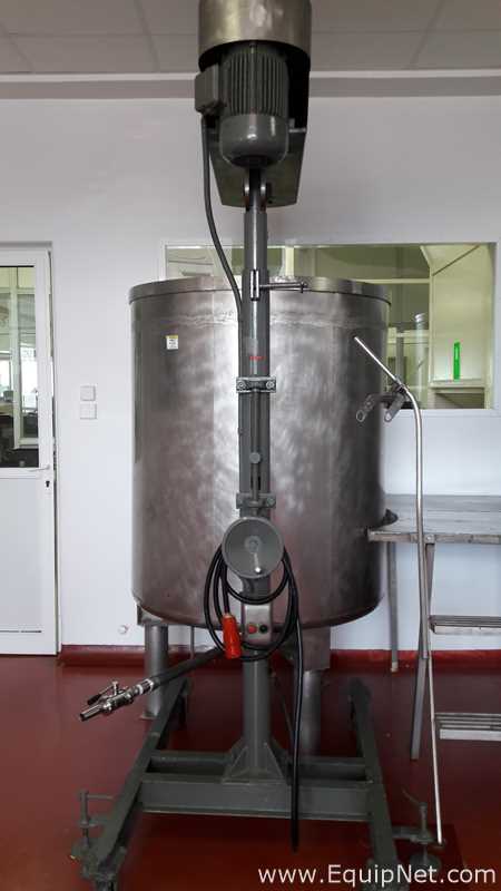 Mixing Vessels - Custom 1000lt with top agitator on wheels, stainless steel