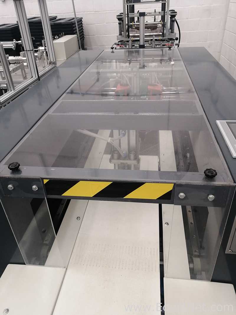 Linha para Produção de Luvas de Látex Ruian Sanwin Machinery Co.,Ltd FQ-500*2