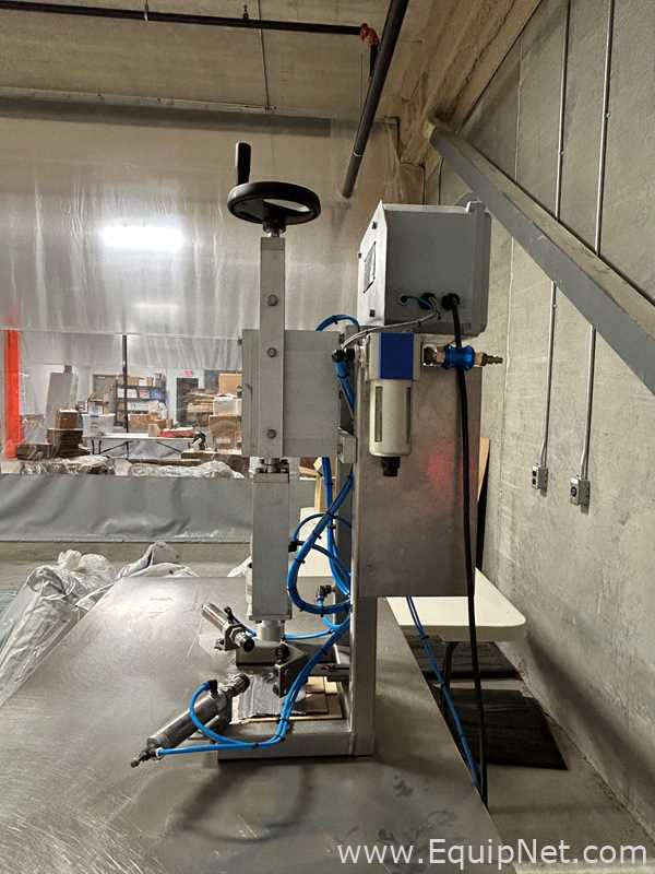 Hauser Machinery CT1 Capper