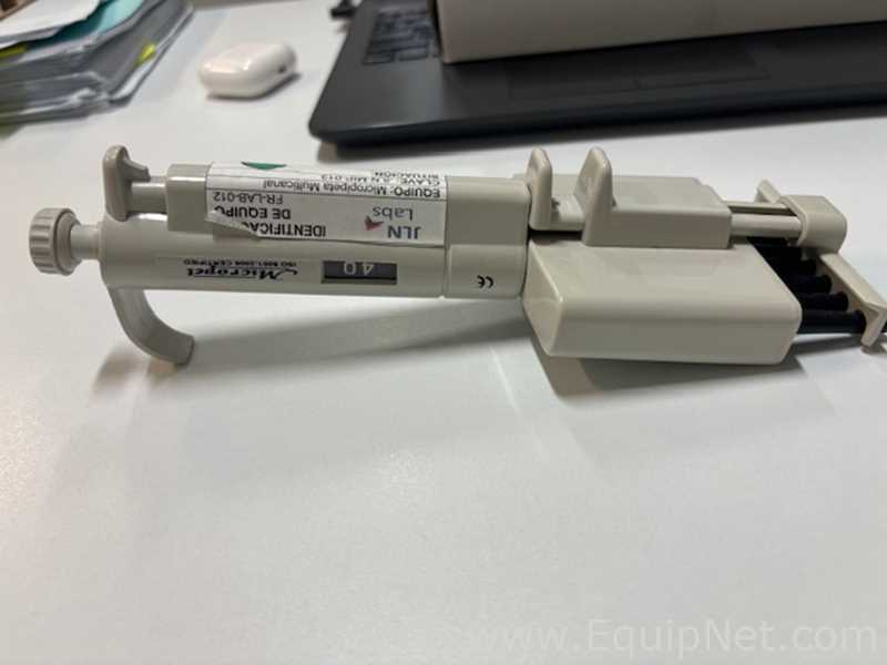 Micropipeta Multicanal Capacidad de 10 a 100 micro-litros marca EISCO modelo CH0585B 