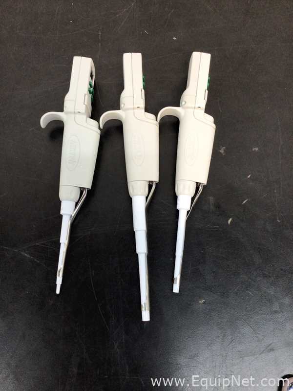 Lot Of Pipettors