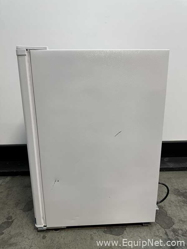 Lot Of 2 Fisher Brand GT05LFEEFSA Isotemp Undercounter Freezer -20 C