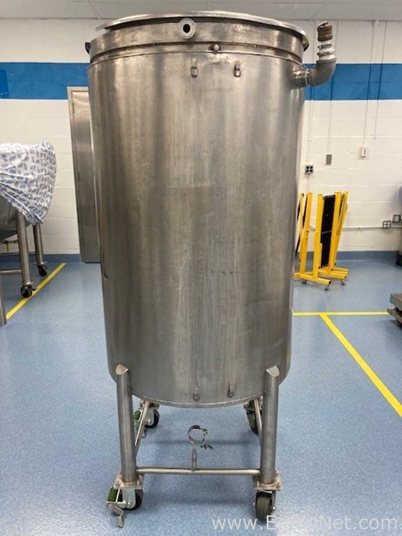 Tanque B and G Machine, Inc. Requisitos de aire 150 GALS.  150 Galones