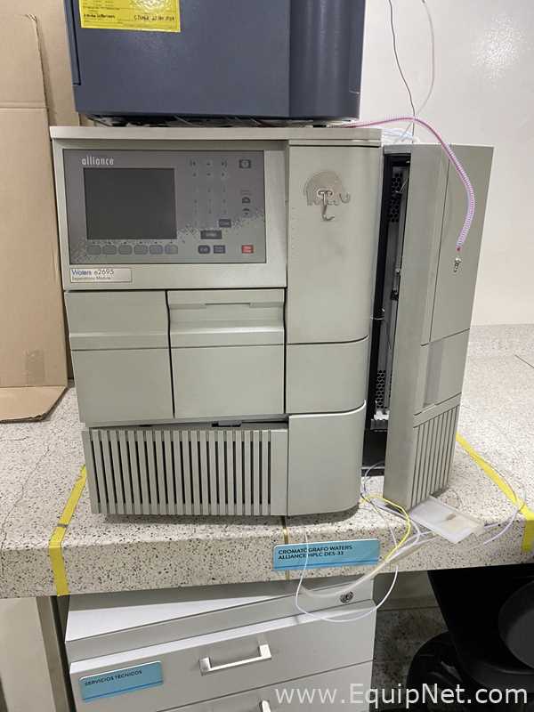 Módulo de separación Waters Alliance e2695 con detector RI 2414 y detector matriz fotodiodos 2998