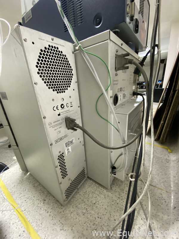 Módulo de separación Waters Alliance e2695 con detector RI 2414 y detector matriz fotodiodos 2998