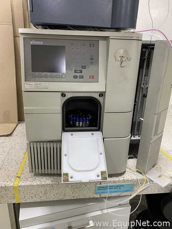 Módulo de separación Waters Alliance e2695 con detector RI 2414 y detector matriz fotodiodos 2998